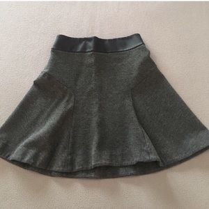 Express leather band skirt